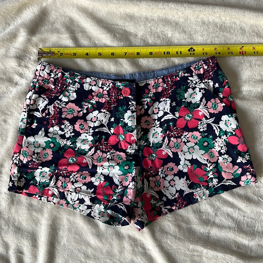 Nautica Girl’s summer floral print shorts-size 14